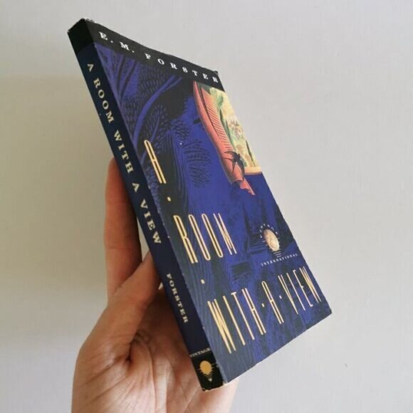 1989 A Room With a View Paperback Book, EM Forster Edwardian England Love Story - Picture 2 of 9